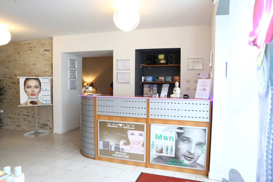 Soins visage et traitement anti-age Carole Institut en Vendée Les Sables d'Olonne